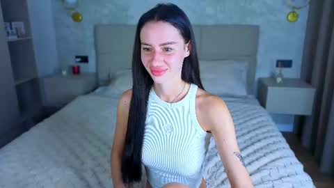 snow_whiteeex online show from 23, 6, 2026