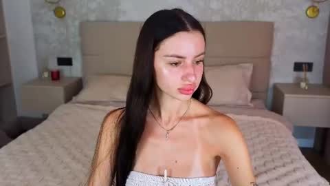 snow_whiteeex online show from 29, 6, 2026