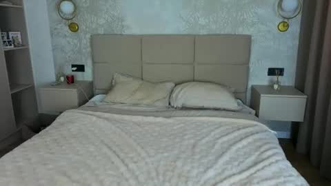 snow_whiteeex online show from 1, 7, 2026