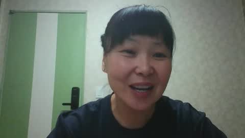 Snapshot of snowpuma chatting on 14, 3, 2026 insearch4formyperfectcuck online show from 14, 3, 2026