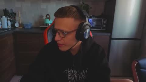 Snapshot of sobaka_masturbaka chatting on 27, 2, 2026 kluvr4 online show from 27, 2, 2026