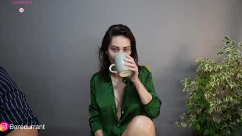 Yesenia online show from 9, 2, 2025