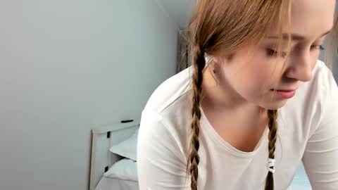 Snapshot of sofaris chatting on 22, 12, 2024 Sophy online show from 22, 12, 2024