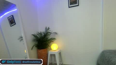 Snapshot of soffi_rousel_ chatting on 30, 12, 2024 soffi_rousel_ online show from 30, 12, 2024