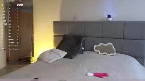 Snapshot of soffimoon_ chatting on 16, 3, 2026 IG Soffimoon I THANK YOU FOR LEAVING YOUR FOLLOW online show from 16, 3, 2026