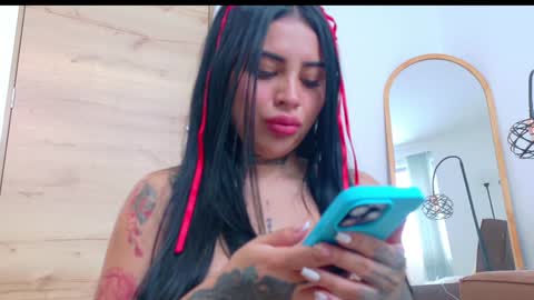 sofhia cruz online show from 25, 12, 2024