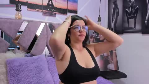 Sofi Noa online show from 24, 2, 2025