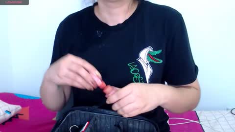 sofi rojas online show from 14, 1, 2026