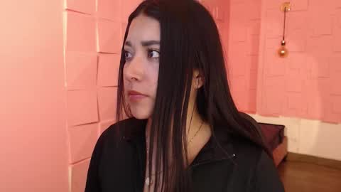 Snapshot of sofi_sweet09 chatting on 28, 9, 2025 Susy online show from 28, 9, 2025