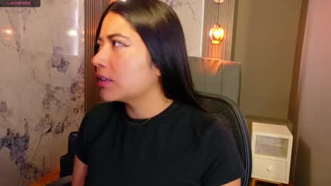 Snapshot of sofi_sweet09 chatting on 4, 10, 2025 Susy online show from 4, 10, 2025