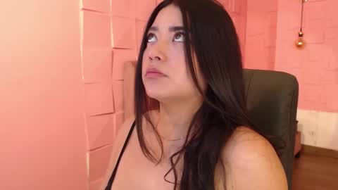 Snapshot of sofi_sweet09 chatting on 15, 10, 2025 Susy online show from 15, 10, 2025