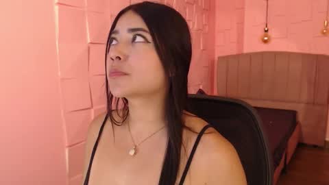 Snapshot of sofi_sweet09 chatting on 13, 11, 2025 Susy online show from 13, 11, 2025