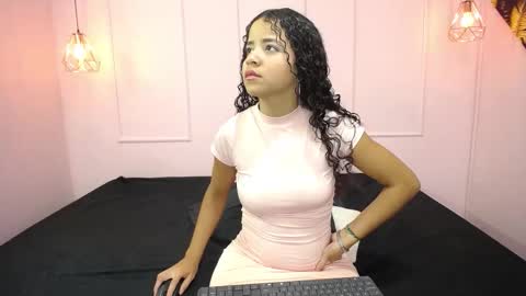 Snapshot of sofia18sweet chatting on 6, 1, 2026 sofiasweet online show from 6, 1, 2026