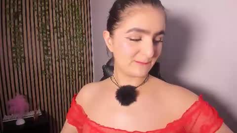 Snapshot of sofia44 chatting on 25, 6, 2026 Skarlett online show from 25, 6, 2026