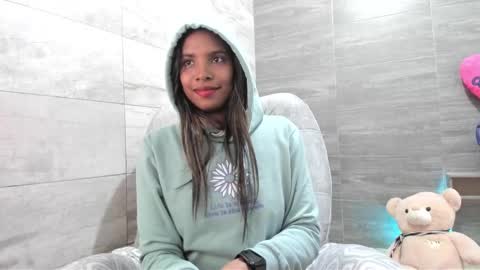 sofia86379 online show from 24, 2, 2025