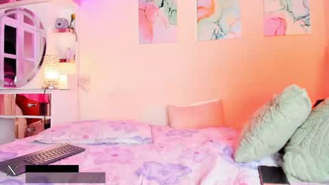 Snapshot of sofia__lujan chatting on 13, 6, 2026 call me L U online show from 13, 6, 2026