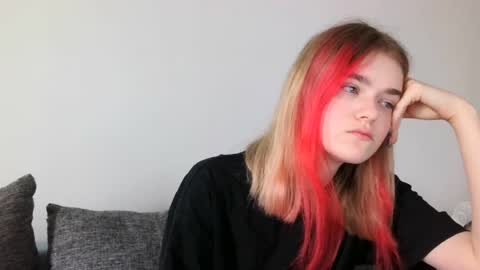 sofia bloomm online show from 19, 6, 2026