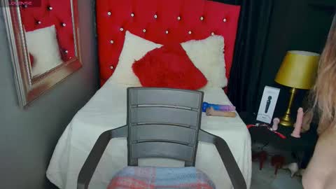 Miss Sofi online show from 8, 11, 2025