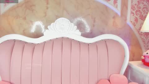 Sofia fantasyy  Online 0700 to 1400 gmt-5 online show from 4, 2, 2026