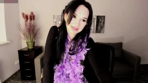 Sofia online show from 8, 3, 2025