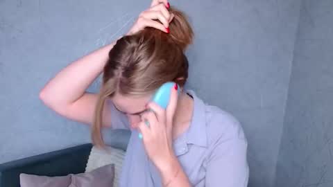 Sofia here online show from 19, 9, 2025