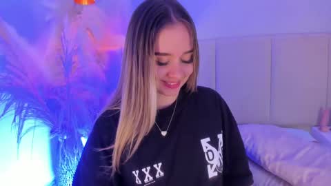 Snapshot of sofia_pamela chatting on 11, 3, 2025 SOFIA PAMELA online show from 11, 3, 2025