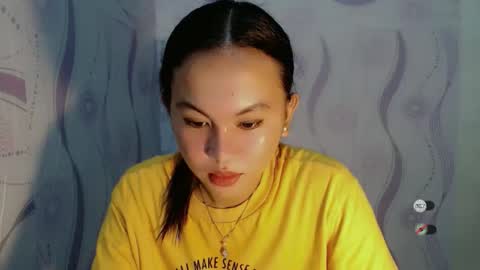 sofia_sweetheart18 online show from 10, 2, 2026