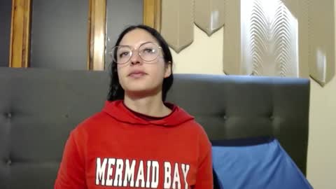 Sofa online show from 30, 9, 2025