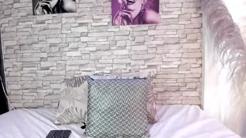 sofiaalarson online show from 10, 7, 2026