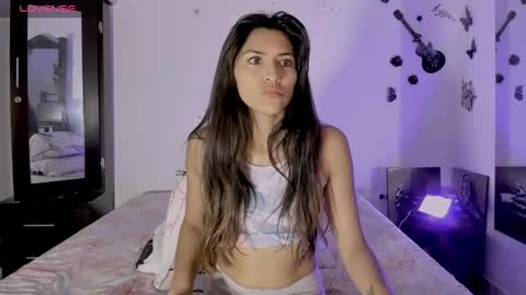 sofiacruz16 online show from 5, 12, 2024