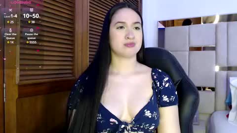 sofiaduque_26 online show from 19, 2, 2025