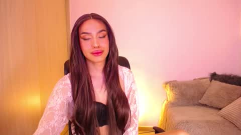 Samara Silex online show from 28, 11, 2025