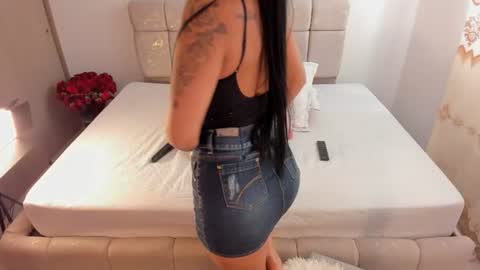SOFIA independent model  online show from 24, 6, 2026