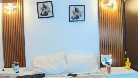   online show from 15, 4, 2026