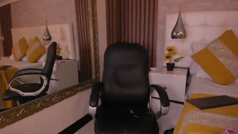 Snapshot of sofiathoompson chatting on 17, 6, 2026 sofiathoompson online show from 17, 6, 2026