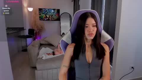 sofia wiliam   online show from 25, 7, 2026