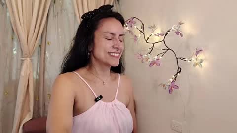 Sofi Bella online show from 27, 5, 2026
