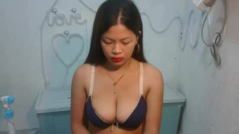 sofie_loorexx online show from 30, 4, 2026