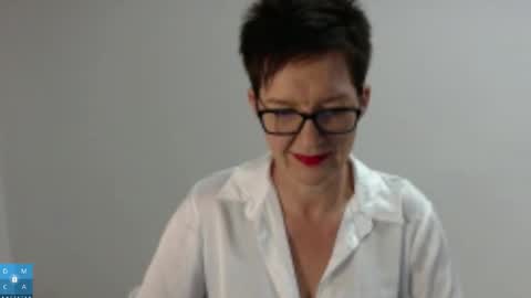 Snapshot of sofie_velvet chatting on 15, 11, 2025 Sofie Velvet online show from 15, 11, 2025