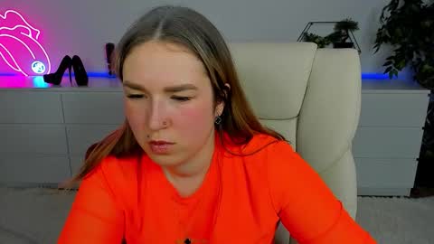 sofii_darling online show from 23, 2, 2026