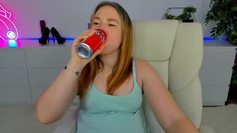 sofii_darling online show from 6, 3, 2026