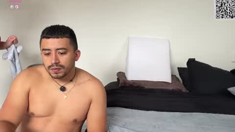 sofii_n_diego online show from 5, 8, 2026