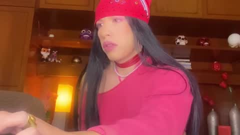 Sofa bonita  online show from 12, 12, 2024