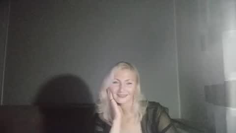 Snapshot of sofishine11 chatting on 7, 11, 2025 Sofi online show from 7, 11, 2025