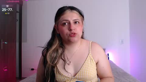 Snapshot of sofix_ chatting on 5, 6, 2026 Lau online show from 5, 6, 2026