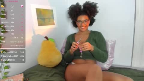 Chloe Kiwi online show from 17, 12, 2024