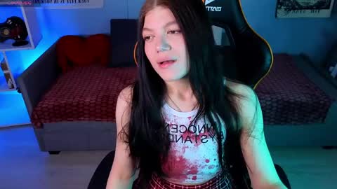 Snapshot of softeach chatting on 21, 4, 2026 Jenny online show from 21, 4, 2026