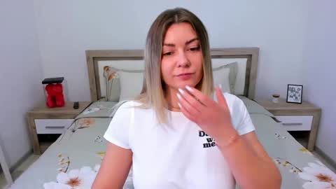 Softpleasurex online show from 13, 12, 2024