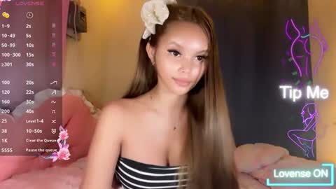 Sweet Shallaine online show from 28, 7, 2026