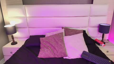sofy__lee online show from 22, 7, 2026